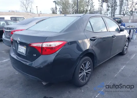 2018 Toyota Corolla Le z USA, uszkodzony, nr VIN 2T1BURHE9JC017677